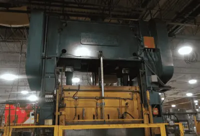 BROWN BOGGS STRAIGHT SIDE, DOUBLE CRANK PRESS 400 TON capacity, MODEL SS2-400-96-48