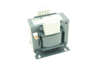 Eaton STN0,315S004 Step-Down Transformer 300VA Pri 200-230V Sec100-120V Lot of 5