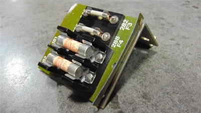 Reliance Electric 705362-1R Fuse Block Assembly New NIB