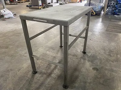 SS Heavy Duty Table