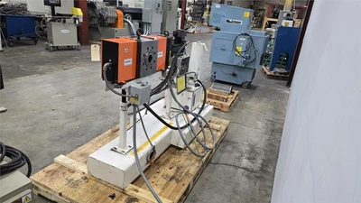 4.5" Extek Screen Changer With Hydraulic Power Pack