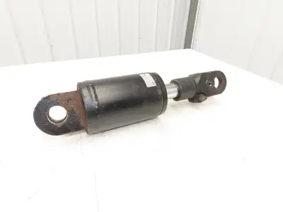 Yale 8503580 Forklift Hydraulic Tilt Cylinder Removed From ERC100HHN