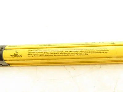 Banner SLPE14-690P8 EZ-SCREEN LP Safety Light Curtain Emitter 24VDC IP65