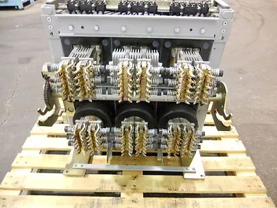 Used GE AKR-8D-100 Circuit Breakers Ohio US | Equipment Recovery Corp. #1329704