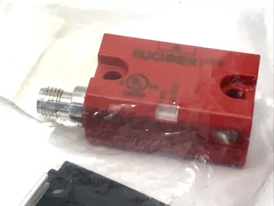 New | in-Stock Euchner Multicode RFID Safety Switch M8 8-Pin Relays & Switches Michigan US | Maverick Industrial Sales #1401215