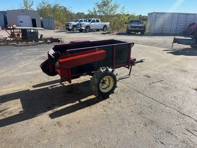 Roda 25 Bushel Manure Spreader | County Equipment Company LLC (7)