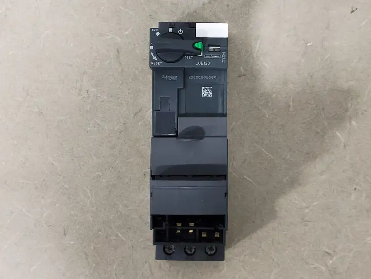 New | in-Stock SCHNEIDER ELECTRIC LUB120 Misc Electrical & Power Parts British Columbia CA | Lenmark #251731