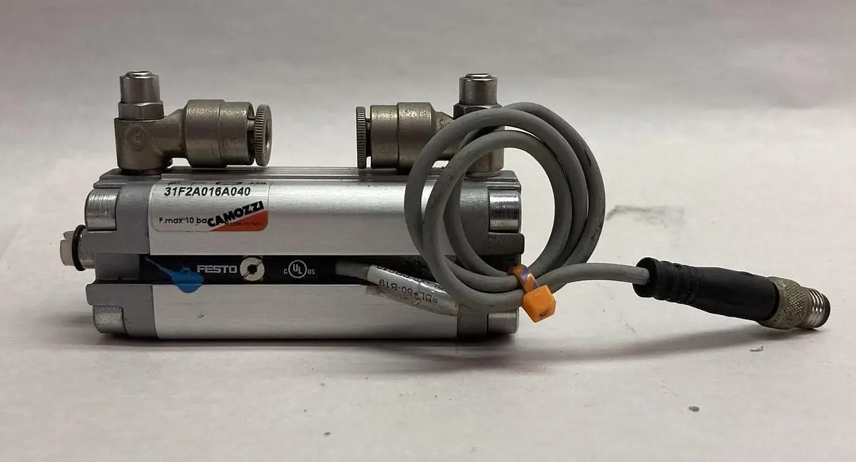 USED SMC 31F2A016A040