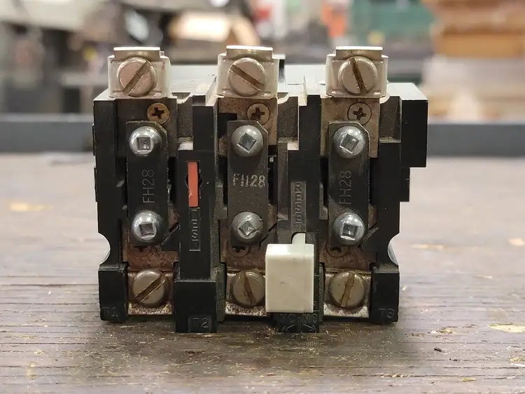 Used WESTINGHOUSE BA13JPX Misc Electrical & Power Parts British Columbia CA | Lenmark #246593