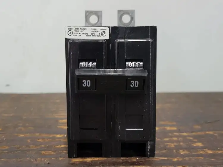 Used CUTLER-HAMMER BA230 Switchgears British Columbia CA | Lenmark #242472
