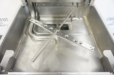 HOBART SINGLE RACK HIGH TEMPERATURE NATURAL GAS DISHWASHER MODEL AM15