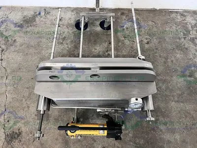 USED MILLIPORE MPODPILOT CP5PN1075 FILTER PRESS W/ ENERPAC P142 HYDRAULIC HAND PUMP