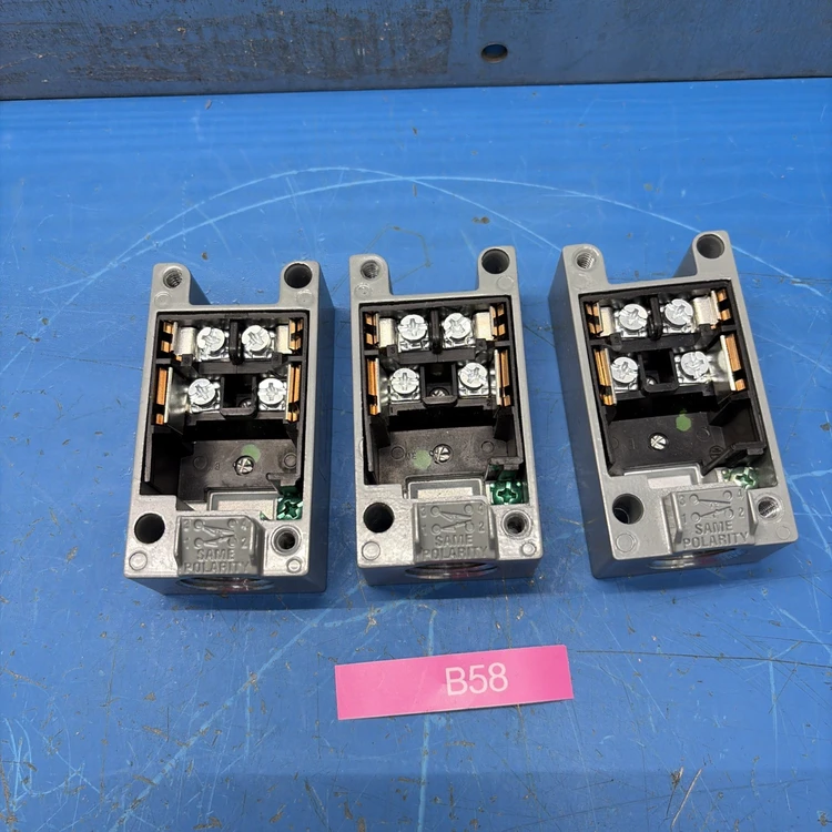 New | in-Stock TELEMECANIQUE SENSORS 9007CT54 Relays & Switches Indiana US | J&J Industrial Supply #1123274