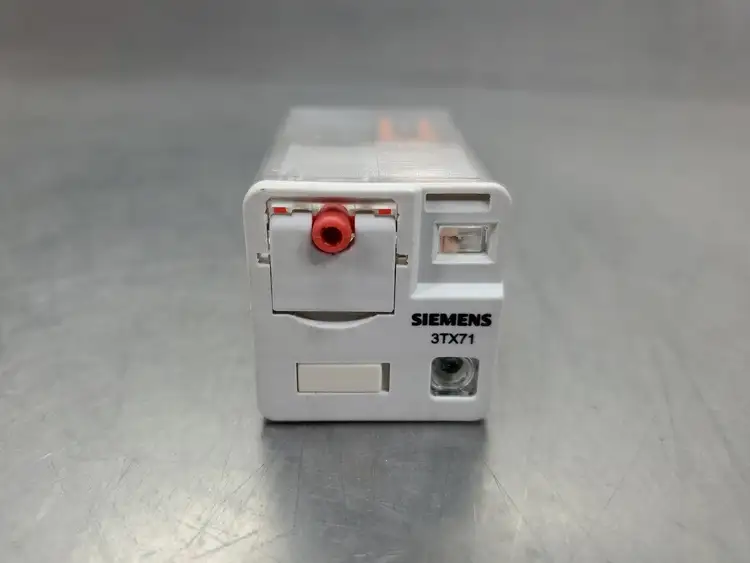 Used Siemens 3TX7112-1LF13 120VAC 8-PIN Relay Relays & Switches | Palmetto Automation #1155786