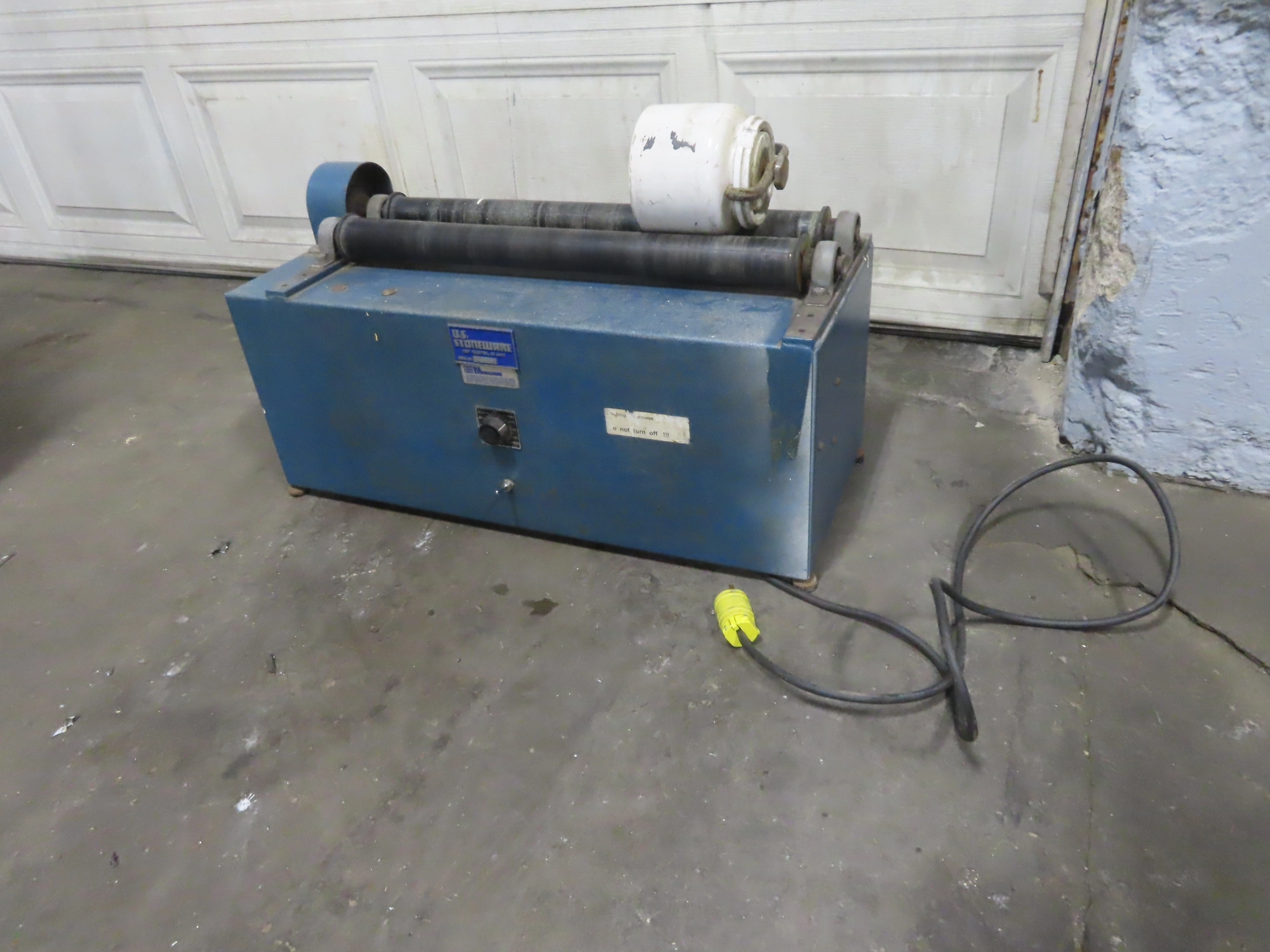 used 24" US Stoneware Jar Roller Mill