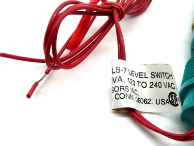 NEW GEMS SENSOR LS-7 LEVEL SWITCH120-240VAC LS7
