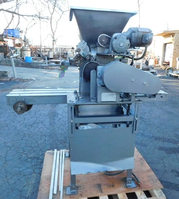 USED GEYER PISTON FILLER TWIN PISTON FILLER