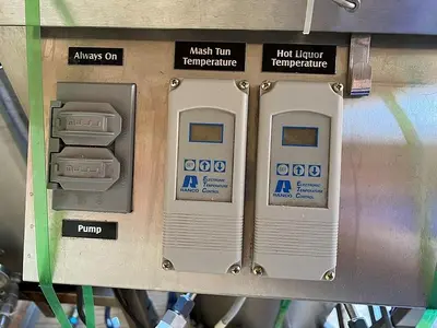 Brewhouse, Nano, MoreBeer!, Kettle, Liquor, Mash Tun, (12) Tanks #C744902
