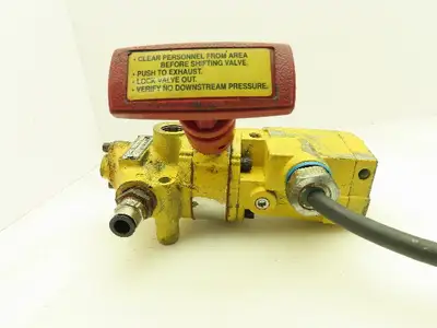 Ross Y2773A4082 Pneumatic Solenoid LOX Lock-Out Control Valve 3/2-Pos 120V 1/2"