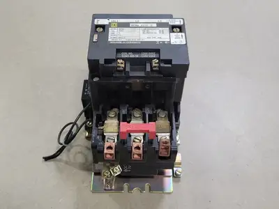 USED SQUARE D 8536SDO1V02S