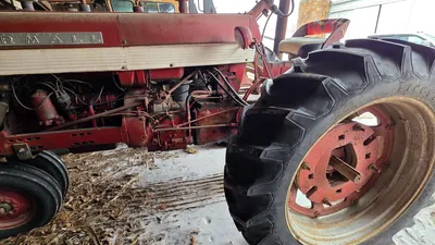 FARMALL 560 Tractor | Iron Listing (44)