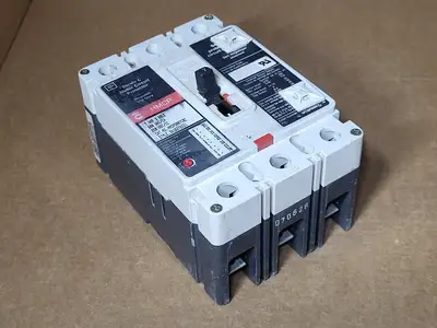 USED EATON HMCPS007C0C