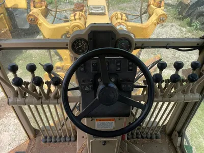 2000 Caterpillar 140H