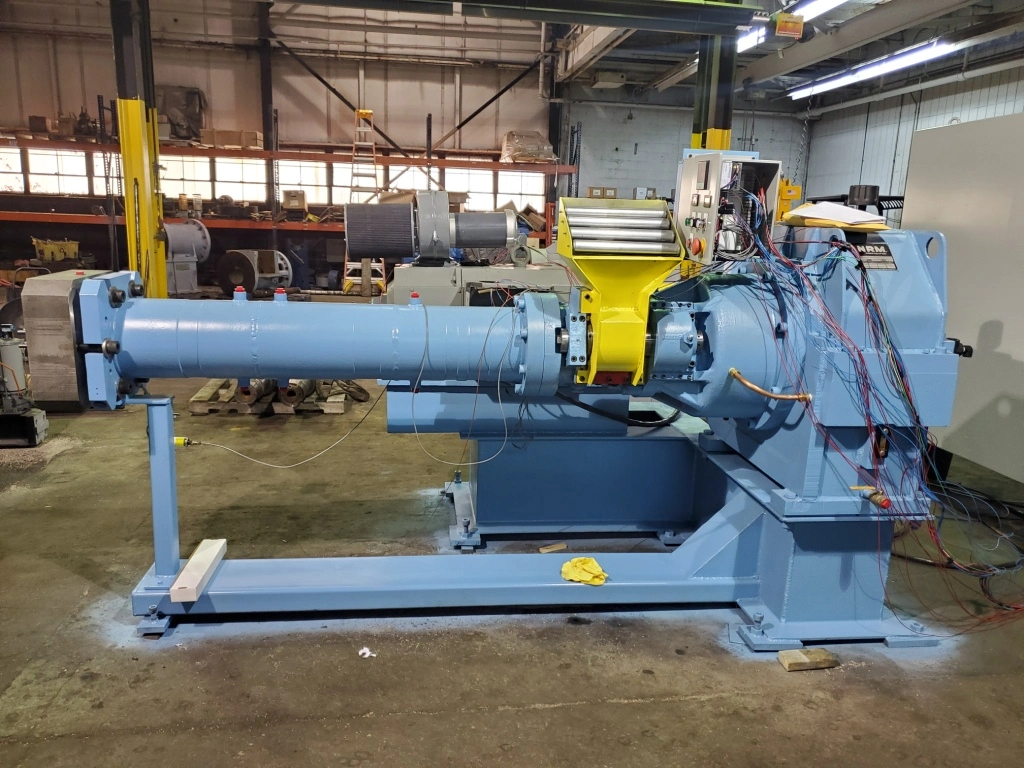 Rebuilt NRM Cold Feed Rubber Extruder