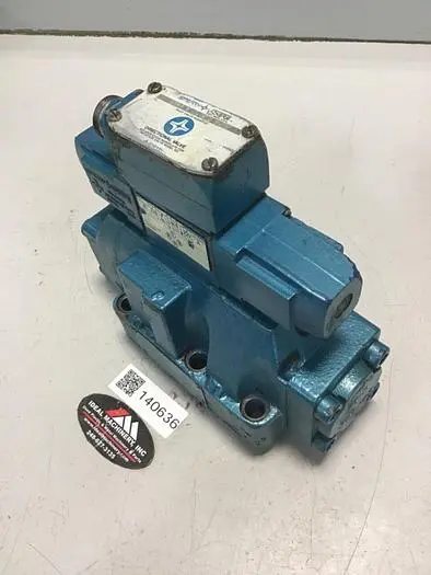 Used VICKERS DG4V-3-6C-W-B-10 Valves/Fittings Michigan US | Ideal Machinery #574105