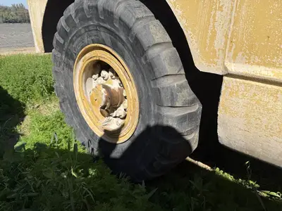 USED 1986 CATERPILLAR 613
