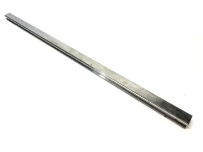 USED HIWIN LINEAR GUIDE RAIL 15MM WIDE 415MM OVERALL LENGTH RUSTED