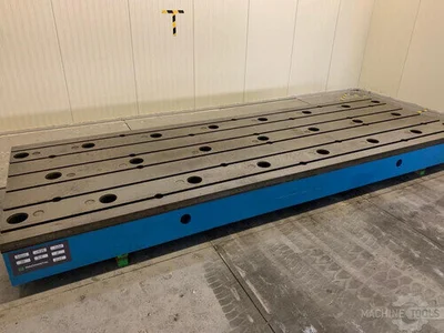 USED 2000 SKODA Tables, Floor & Layout Plates