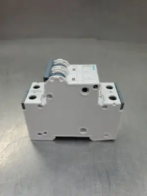 USED Siemens 5SY42 MCB C5 CIRCUIT BREAKER, 2POLE, 400V (5SY4211-7)