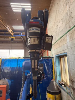 2022 YASKAWA ar2010 Robotic Welders | ListingHippo (13)