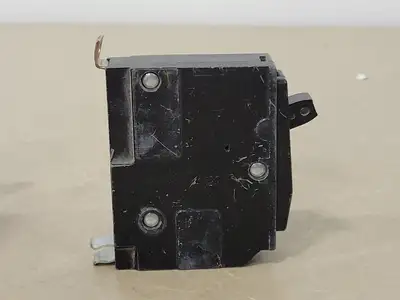 USED SQUARE D QOB130