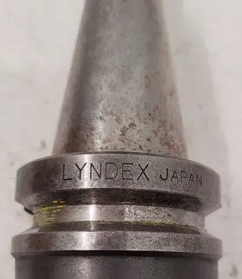 USED LYNDEX CAT 40 TOOL HOLDER
