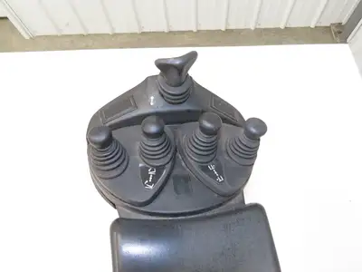Linde Forklift Arm Rest 5 Lever Mast & Directional Control Removed From E20C