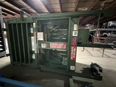 USED PTR 3400HD VERTICAL BALER