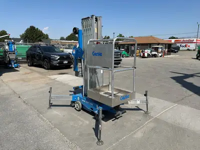 USED 2020 GENIE AWP-30S