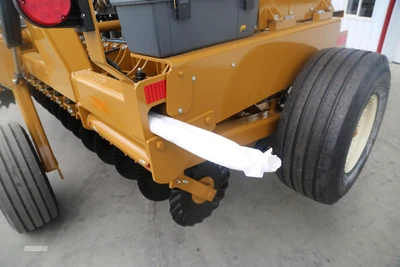 New | in-Stock 2026 ESCH 5612 Grain Drills Pennsylvania US | Zimmerman Farm Service #1409832