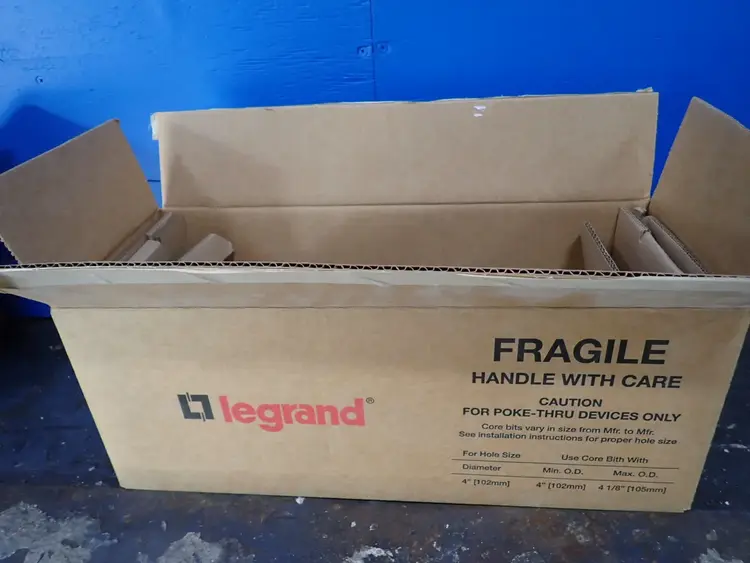 Used LEGRAND _UNKNOWN_ Electrical Boxes Ohio US | HGR 24 #1288735