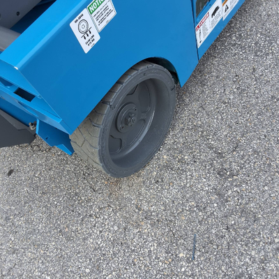 USED 2018 Genie GS-3246