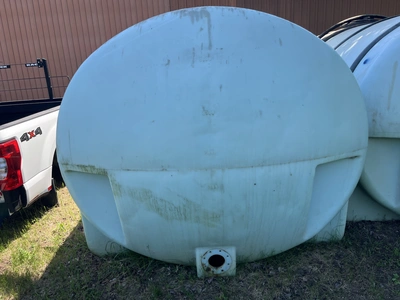 3,000 Gallon Polly Tank Plastic