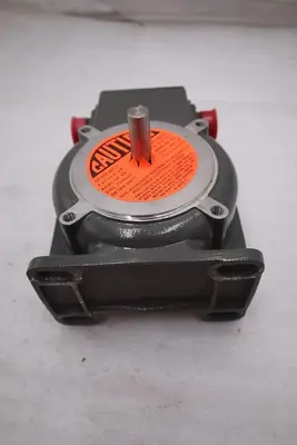 Used _UNKNOWN_ _UNKNOWN_ Servo Drives Pennsylvania US | Global Equipment International, LLC #1324774
