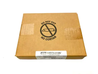 NEW HUBBELL WIEGMANN LOUVER VENT PLATE KIT 4.75 X 4.50