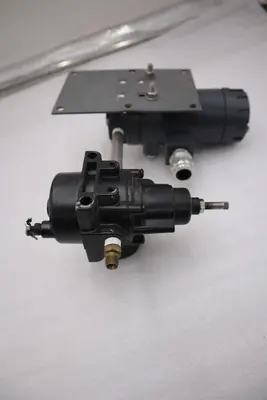 Fisher Type 646/ F001447257 20 mADC  30 VDC Transducer UNIT STOCK 3779A