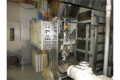 Package Machinery TWH-2 ff&s bagger w/ printer & inline hopper