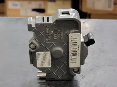 USED UNIQUE BREAKERS INC UBIF120