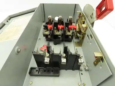 General Electric TH3362J Model 10 GE Safety Disconnect Switch 60A 600VAC