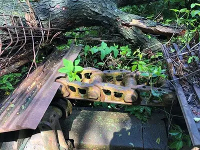 Used CATERPILLAR CATERPILLAR UNDERCARRIAGE WITH MAIN FRAME Construction Equipment Parts Pennsylvania US | East West Machinery & Drilling #1415671